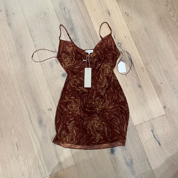 love lola mini dress - Picture 1 of 3